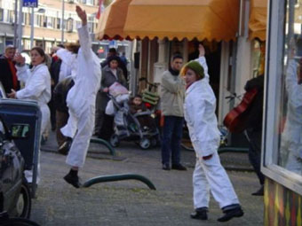 photo (c) 2004 by Sule Attems